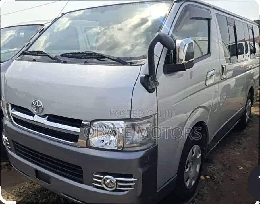 Vehicle or machinery available for lease